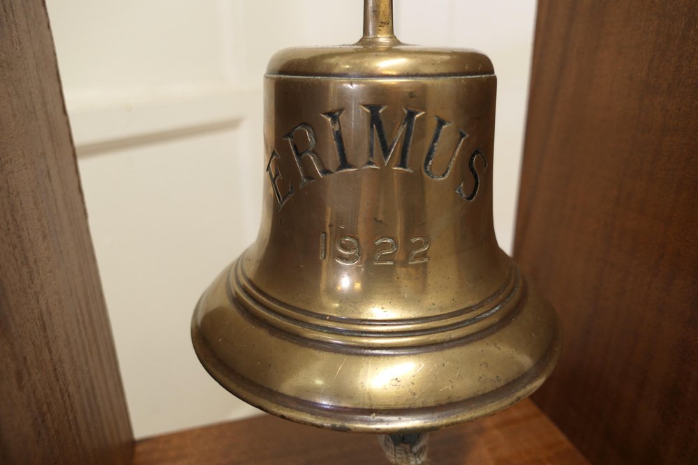 Mounted Bronze Ships Bell from MV Erimus, 1922 for sale at Pamono