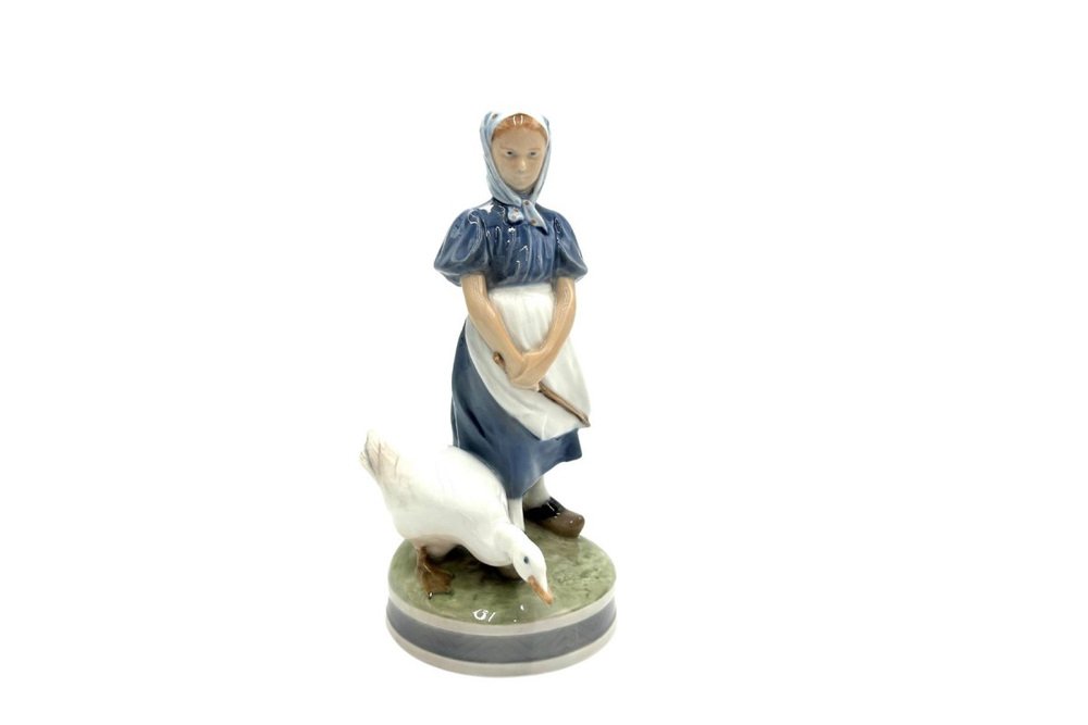 THUN Weihnachtskrippen-Figur 'Mädchen Mit Gans' – Handbemalte Keramik, 3.6x6.2 Cm