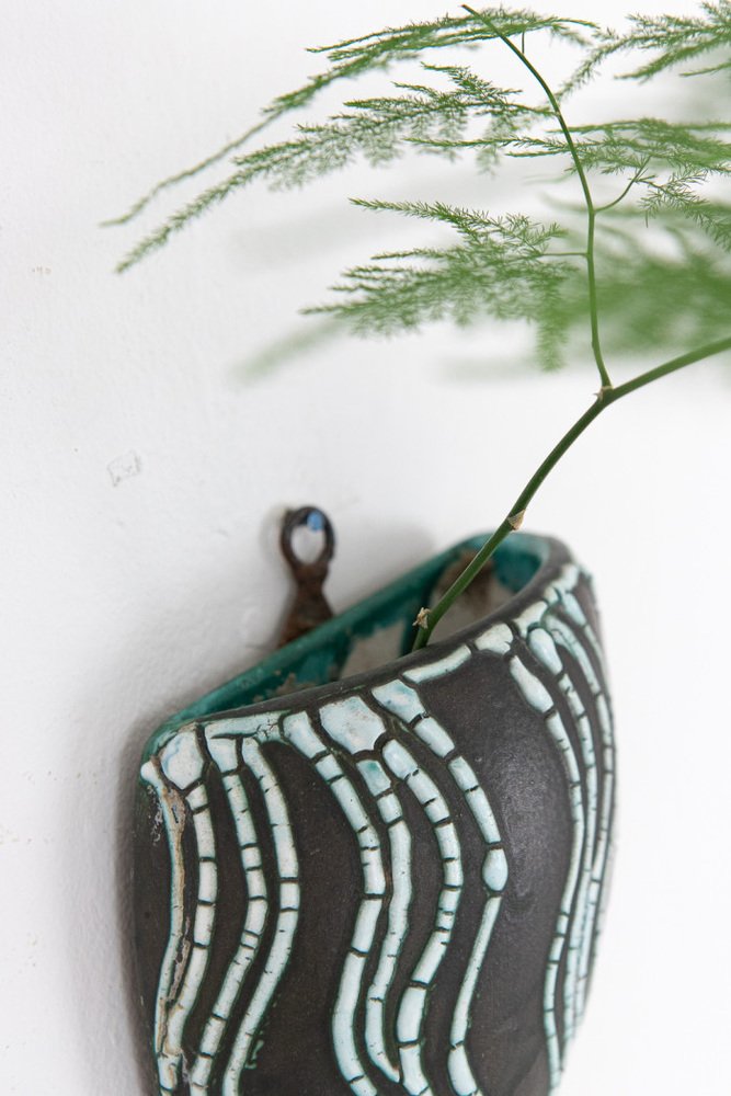 Ceramic Wall Vase by Gorka Lívia, 1960s for sale at Pamono