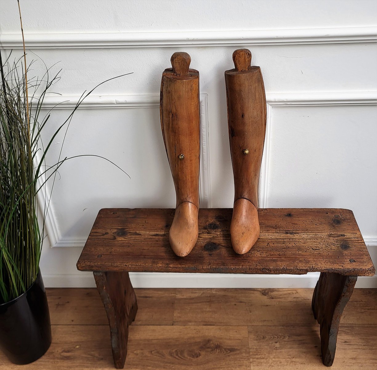 Antique Wooden Boots Trees, 1890s, Set of 2 for sale at Pamono