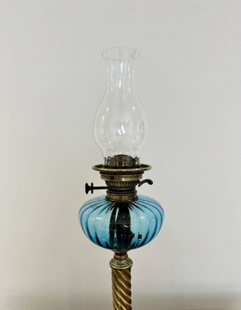 Antique Victorian Oil Lamp, 1860 for sale at Pamono