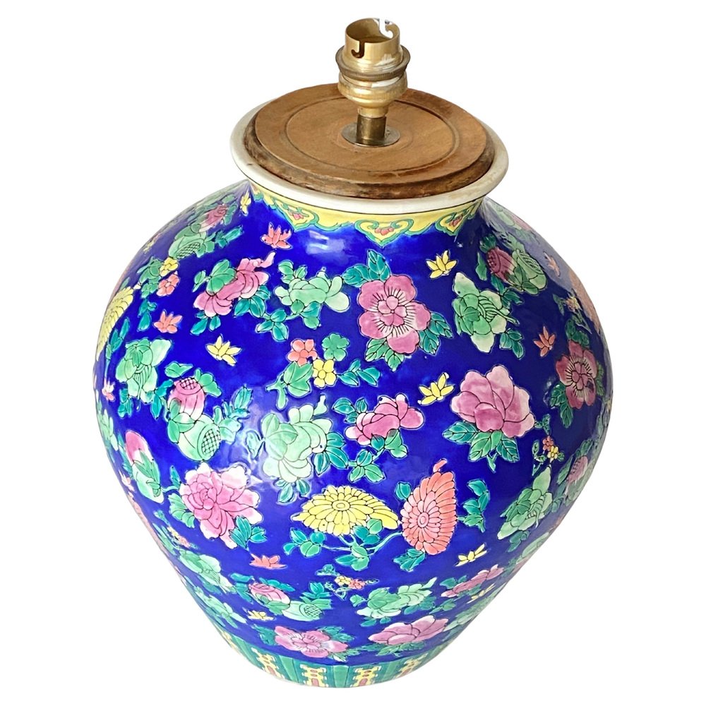 Chinese Table Lamp in Hand Painted Porcelain, 1940 for sale at Pamono