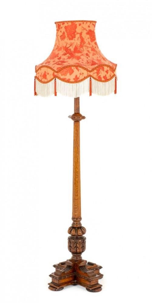 Jacobean Style Floor Lamp in Carved Oak, 1930s for sale at Pamono