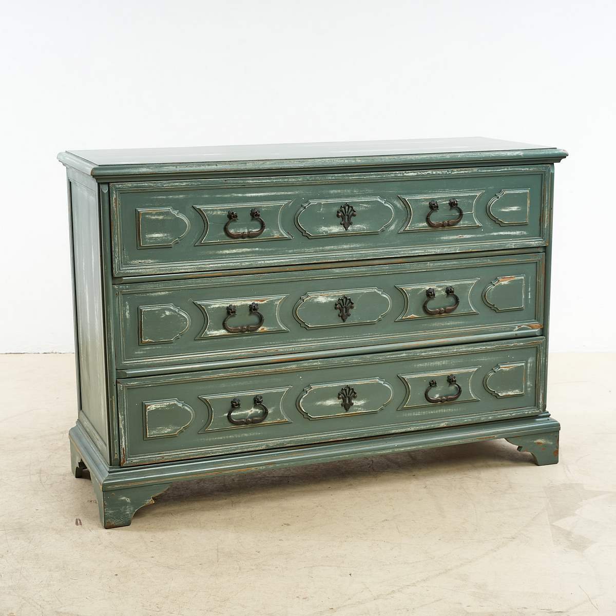 Grüne Vintage Kommode aus Holz bei Pamono kaufen