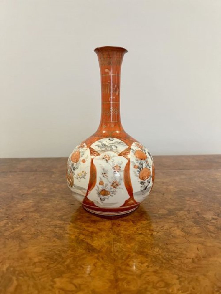 Japanese Porcelain Kutani Vase, 1900s for sale at Pamono