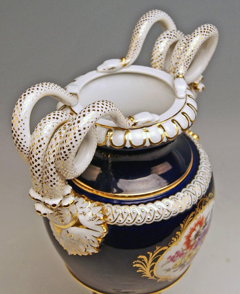 Meissen Snake Handles Vase by Leuteritz, 1934 for sale at Pamono