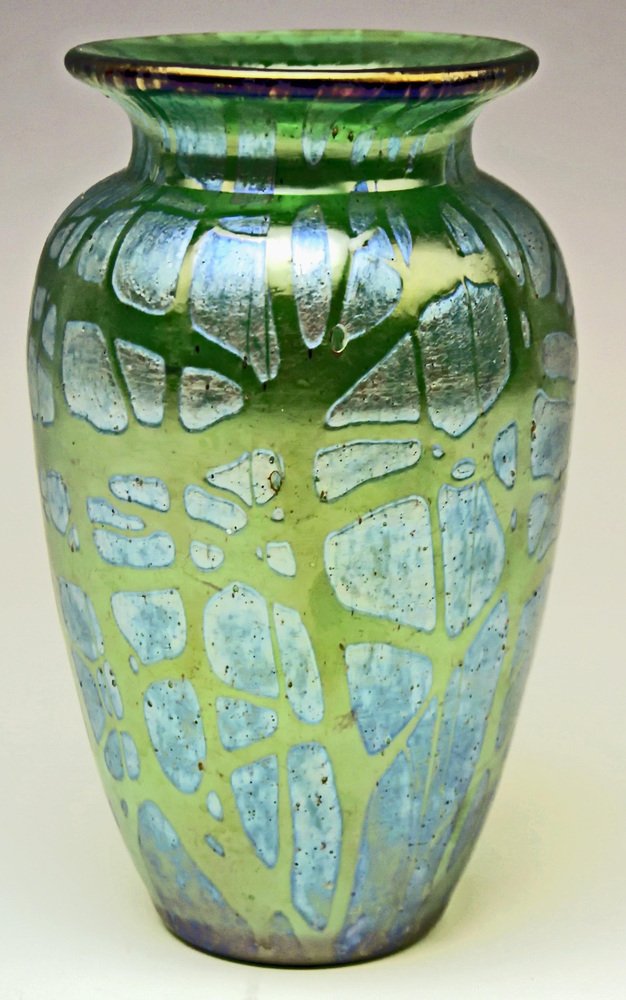 Art Nouveau Vase from Loetz, 1890s for sale at Pamono
