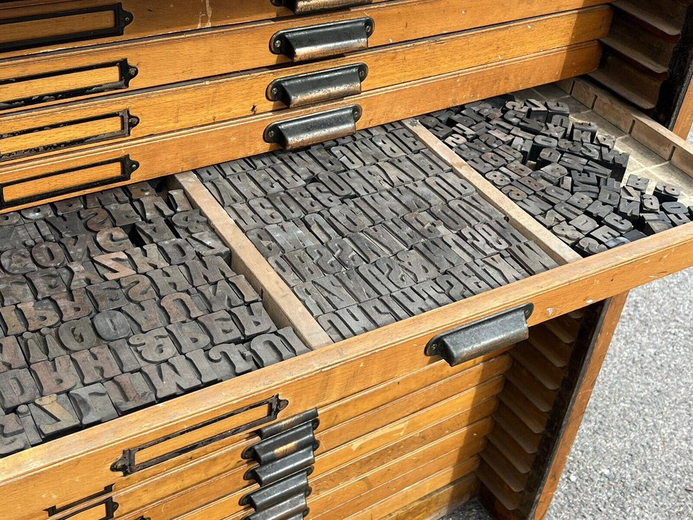 Edwardian Oak Printers Blocks Drawers for sale at Pamono