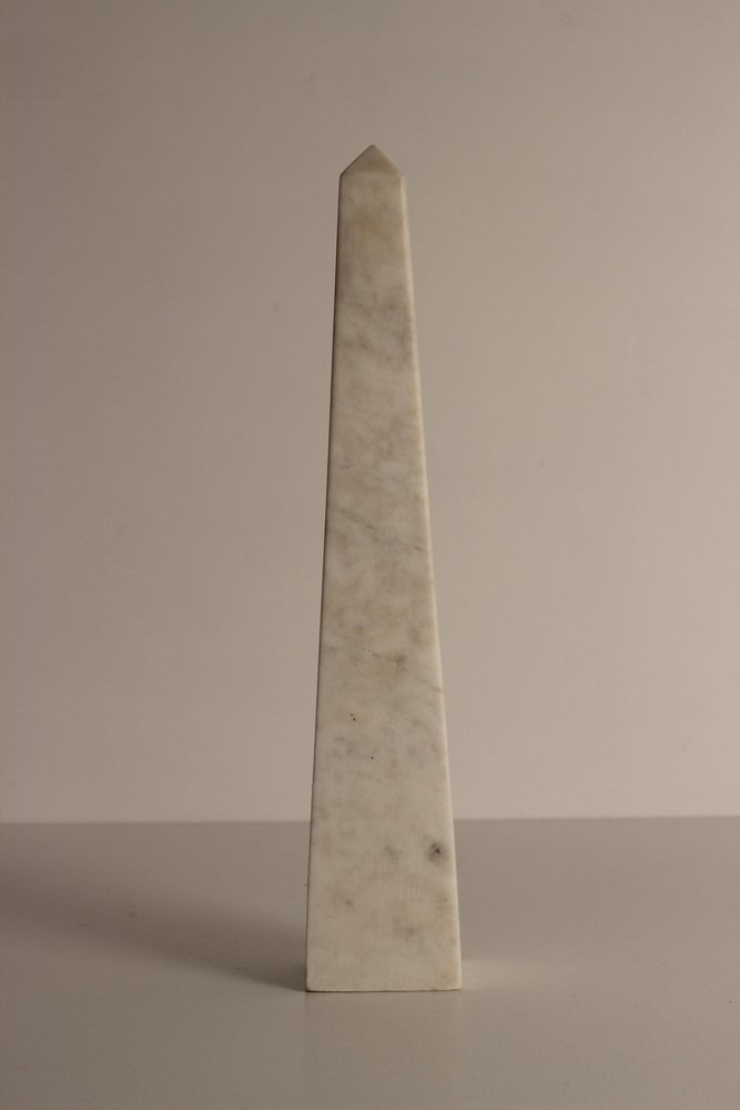 Italian Obelisk in White Marble Stone for sale at Pamono