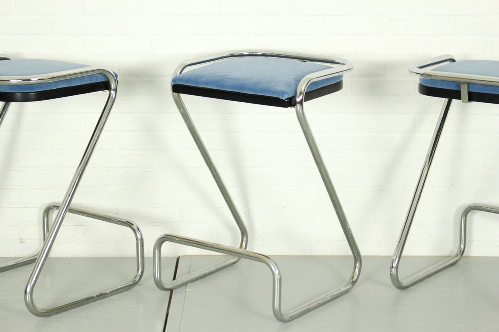Italian Tubular Z Bar Stools in Chrome, 1970s, Set of 3 for sale at Pamono