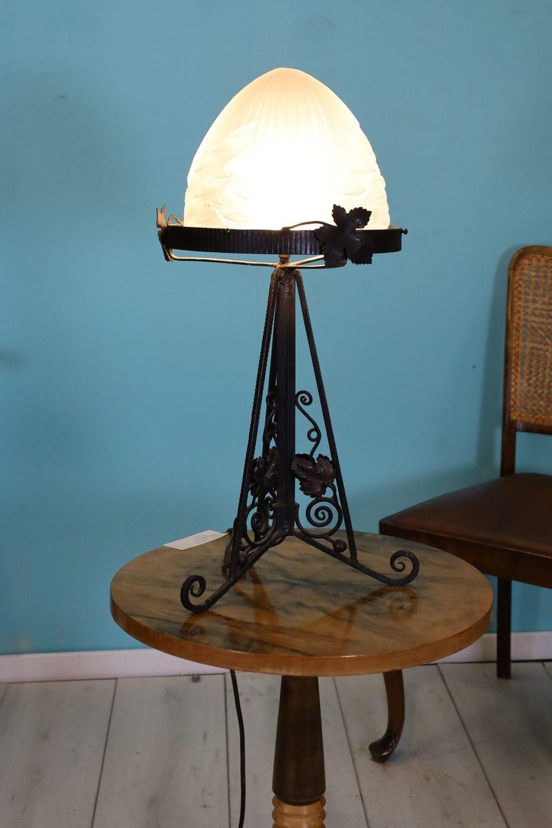 Art Deco Table Lamp for sale at Pamono