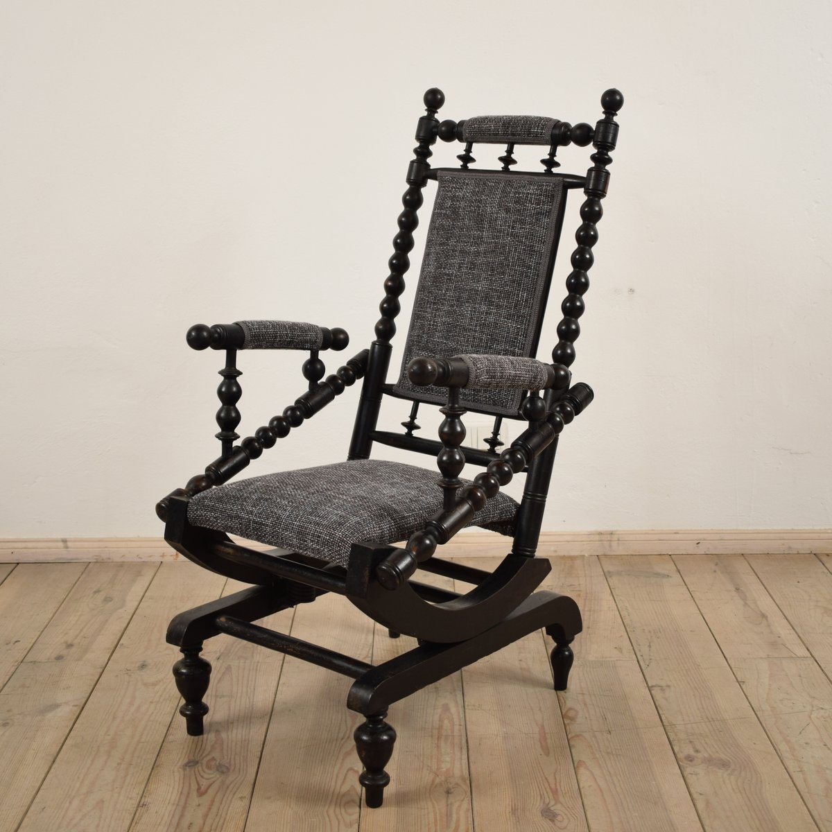Antique American Rocking Chair for sale at Pamono