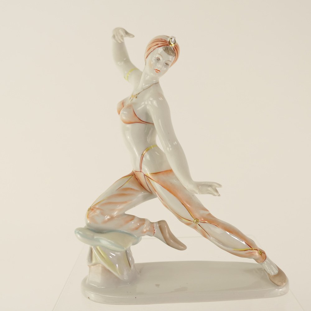 Porcelain Dancer Figure, 1960s for sale at Pamono