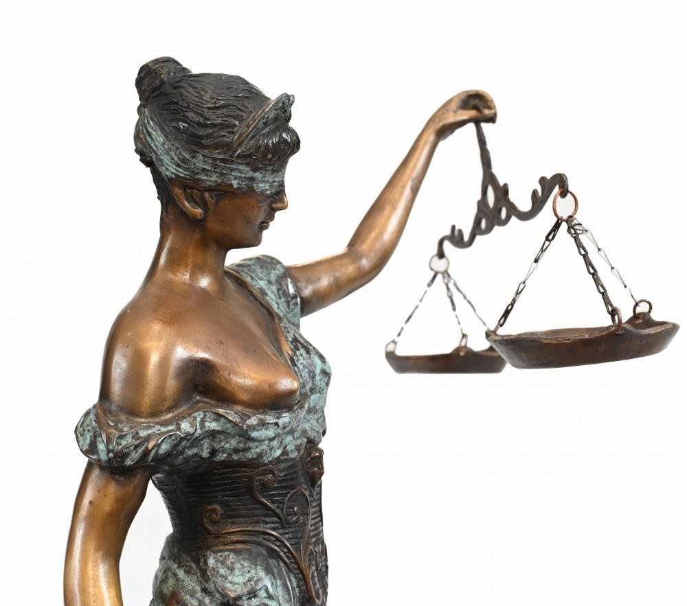 Roman Style Bronze Lady Justice Statue for sale at Pamono