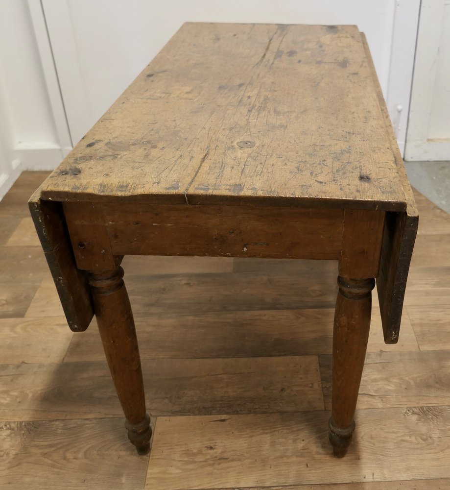 Antique Drop Leaf Cottage Dining Table in Pine for sale at Pamono