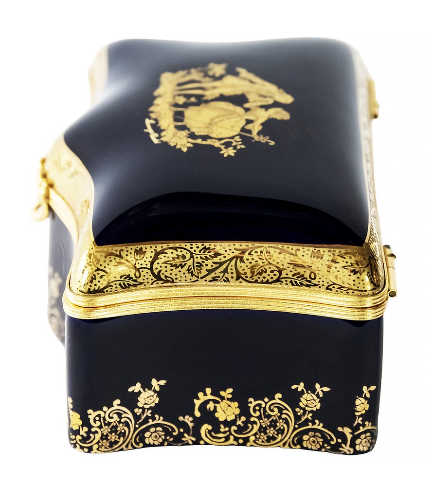 Large Porcelain Jewelry Box Decorated with 22Karat Gold by Limoges Castel, 1980s for sale at Pamono