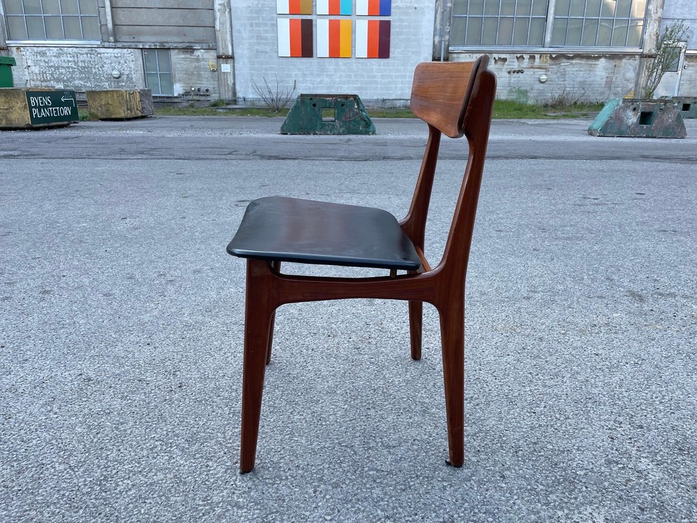 MidCentury Danish Chairs in Teak by Schiønning & Elgaard, 1960s, Set