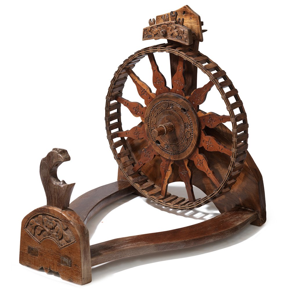 Antique Chinese Wooden Spinning Wheel for sale at Pamono