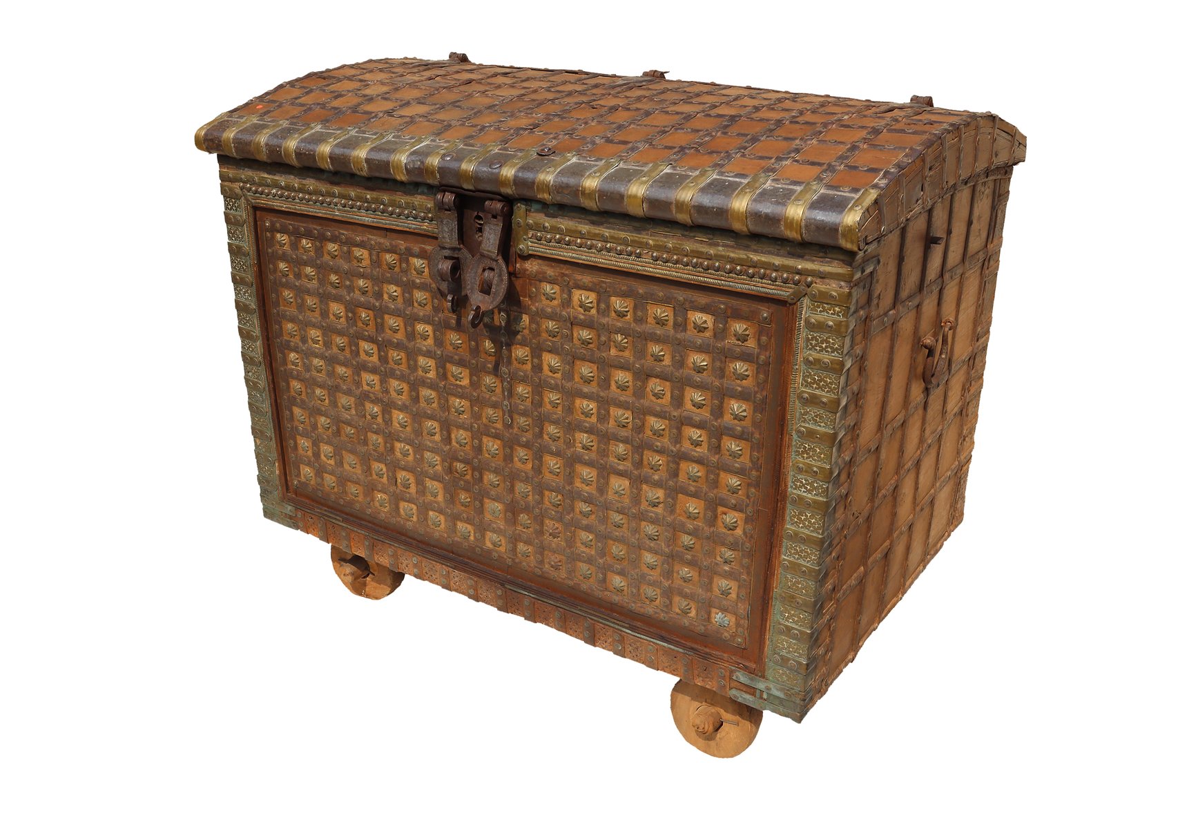 Vintage Indian Dowry Chest on Wheels, 1920s for sale at Pamono