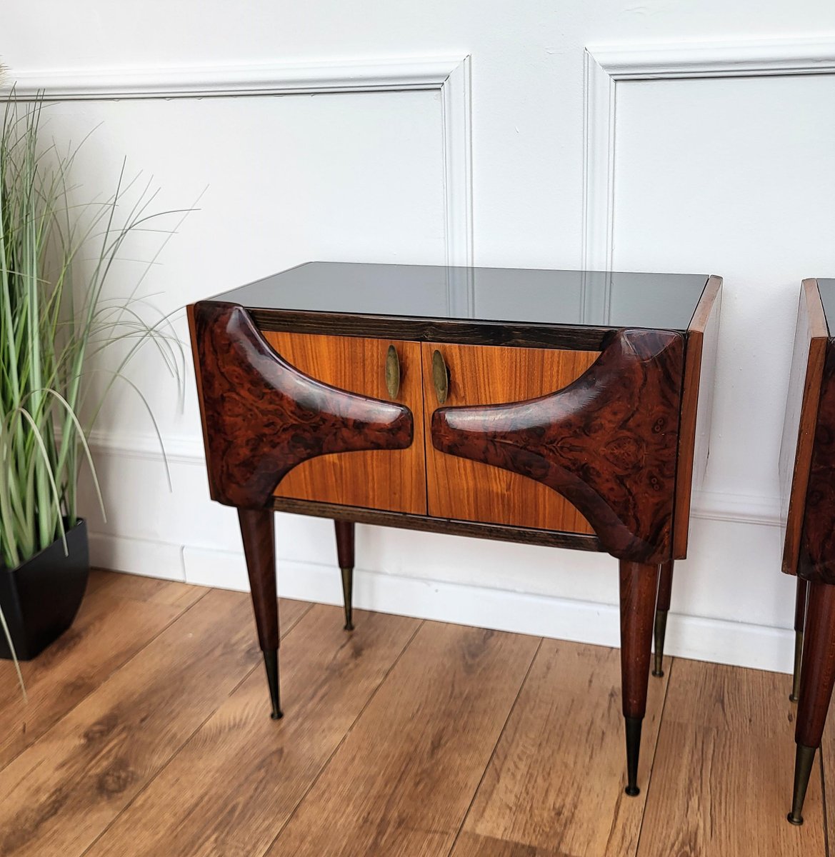 Italienische MidCentury Art Deco Nachttische mit Tischplatte aus