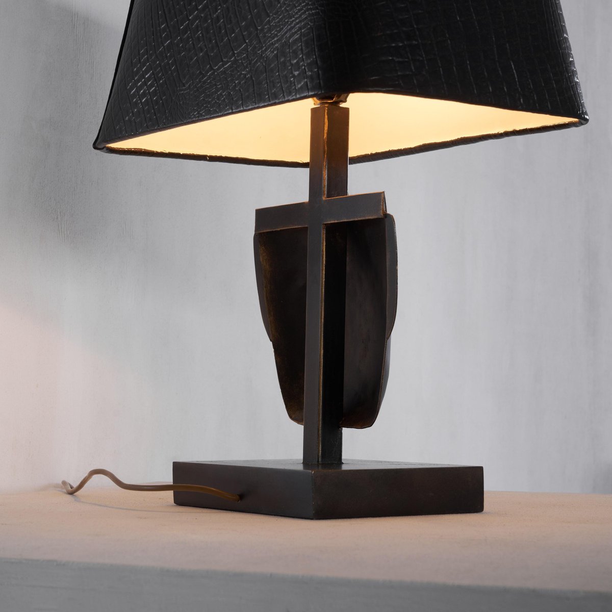 Visage Table Lamp by Lam Lee for Leeazanne, 1990s for sale at Pamono