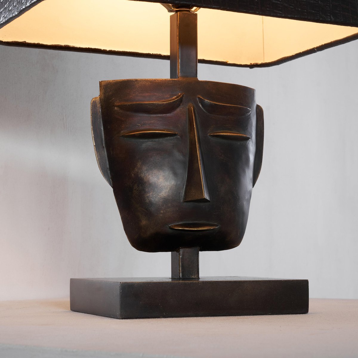 Visage Table Lamp by Lam Lee for Leeazanne, 1990s for sale at Pamono