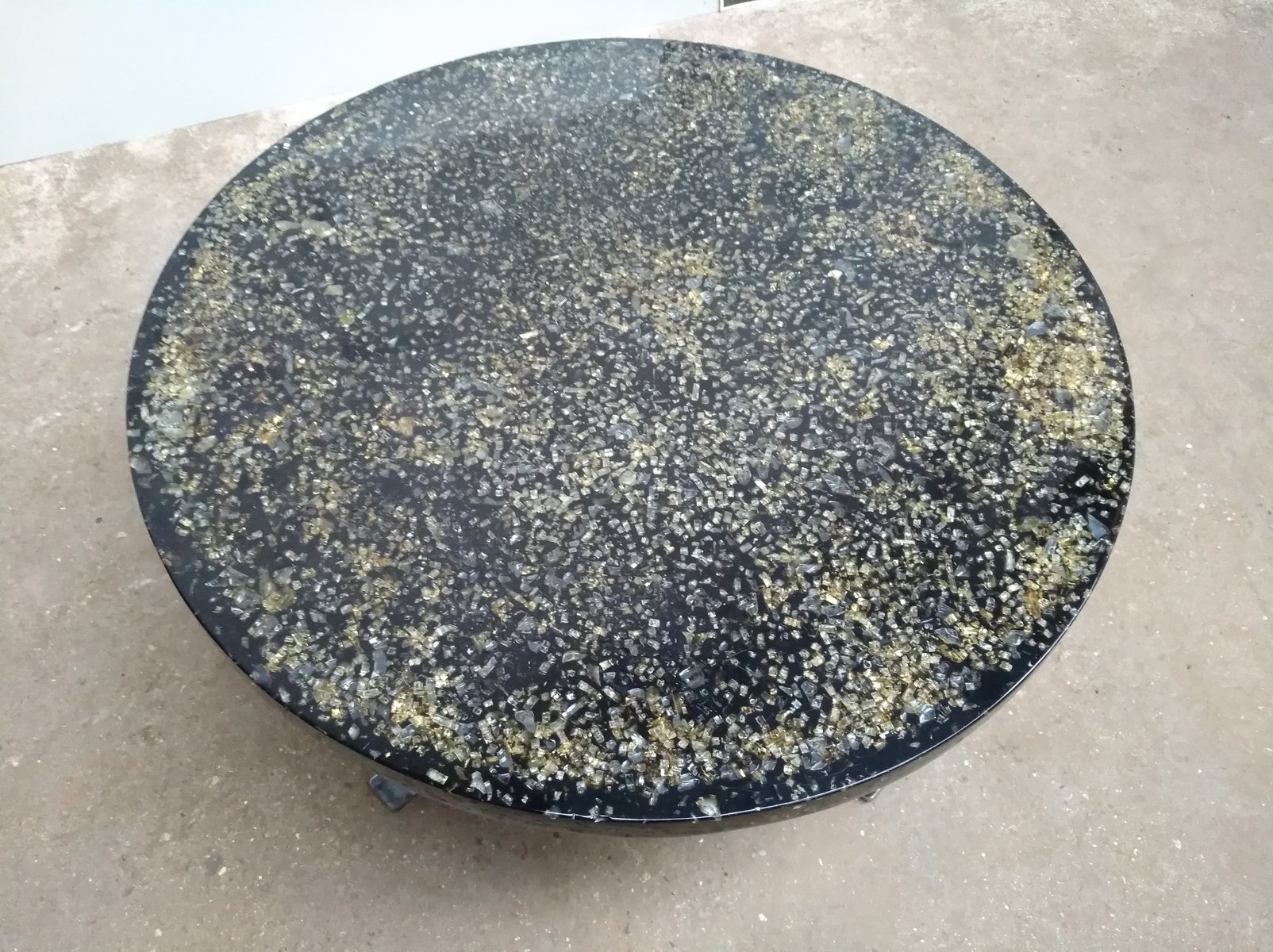 runder schwarzer couchtisch weiser marmor runder schwarzer harz couchtisch von pierre giraudon 1970er bei runder schwarzer couchtisch weiser marmor runder schwarzer harz couchtisch von pierre giraudon 1970er bei