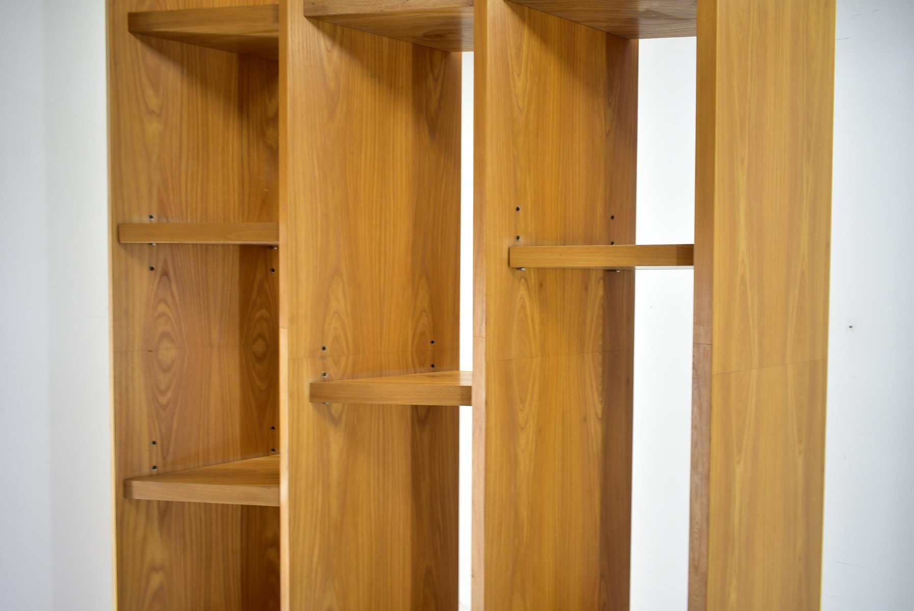 Produktbild von Würfel Bücherregal 3 Etagen Mid-Century Bücherregal Mit Beinen, Retro-Holzbücherregale Organizer Aufbewahrungsregal, Freistehende Moderne Offene Bücherregale Für Schlafzimmer, Wohnzimmer, Büro, Braun