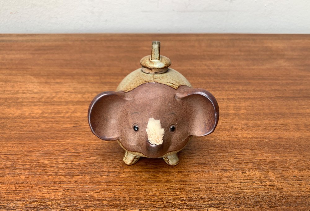 Vintage Elephant Oil Lamp by Ibuki for sale at Pamono