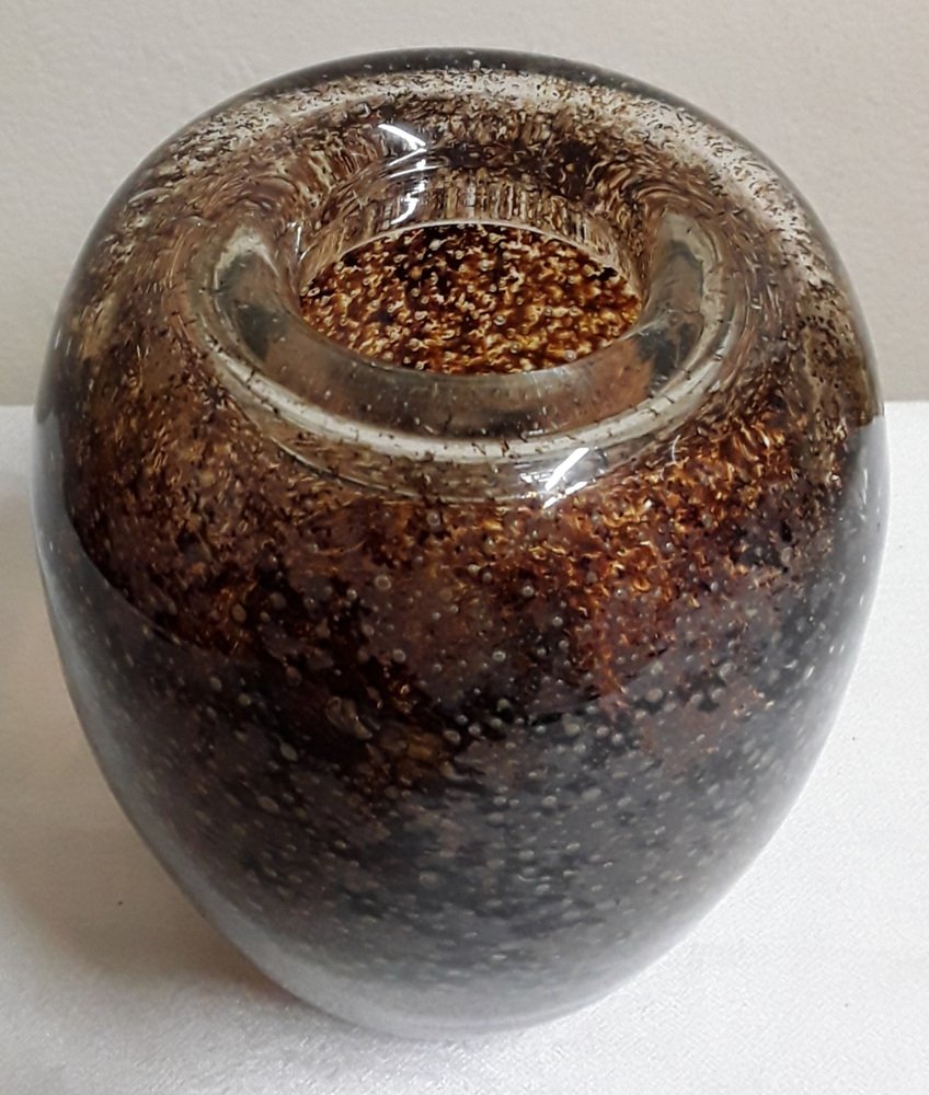 Deutsche Vintage Dexel Eiförmige Glasvase aus Rotbraunem Ikoraglas von ...