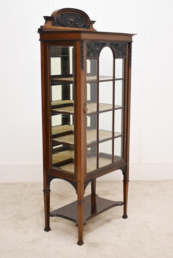 Art Nouveau Edwardian Display in Mahogany, 1890s for sale at Pamono