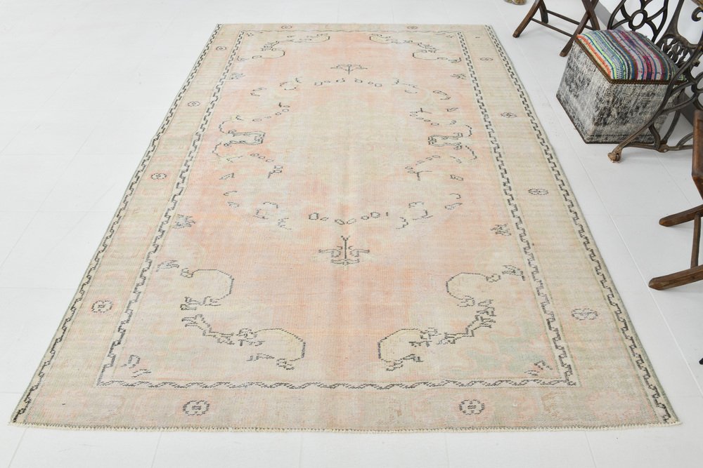 Vintage Turkish Pastel Rug in Wool for sale at Pamono