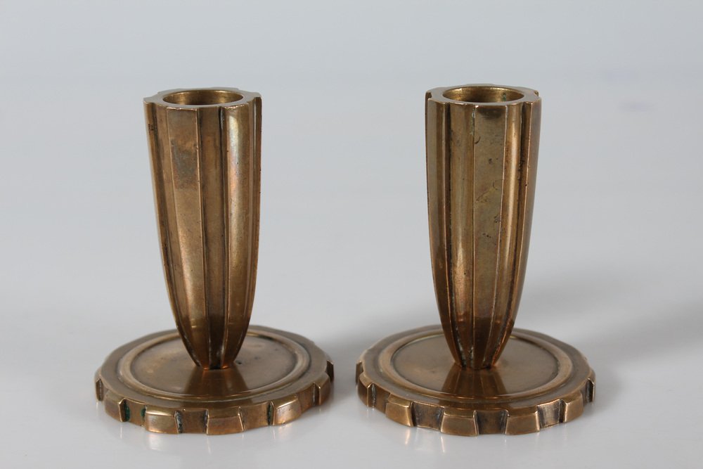 Dänische Art Deco Kannelierte Kerzenständer aus Bronze, Dänemark ...