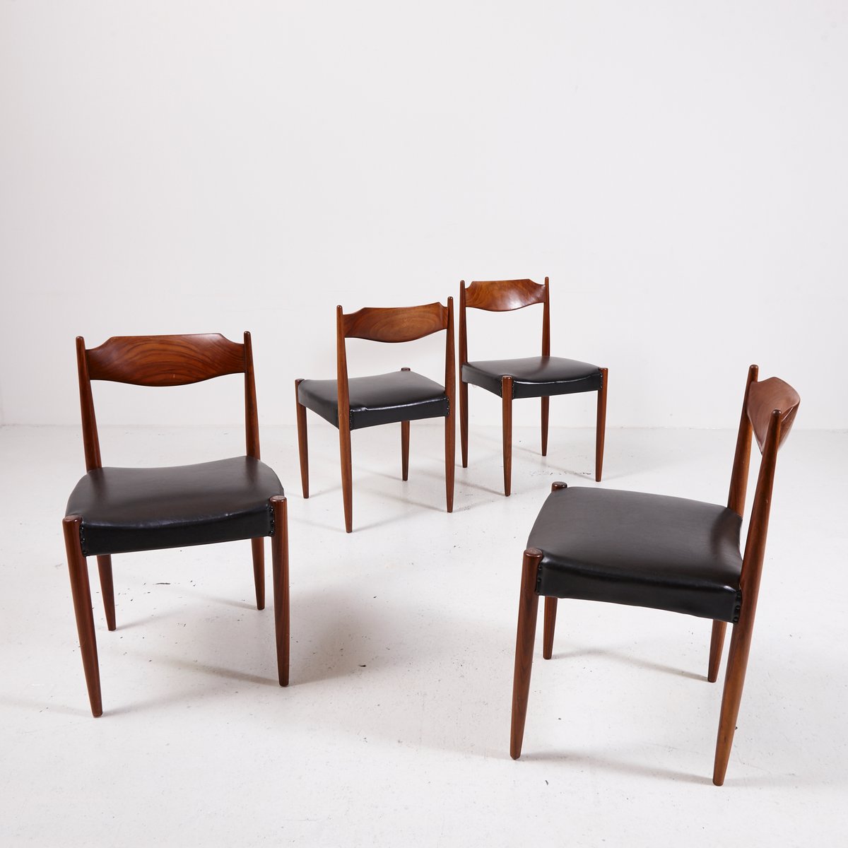 Danish Rosewood Dining Chairs, Set of 4 for sale at Pamono