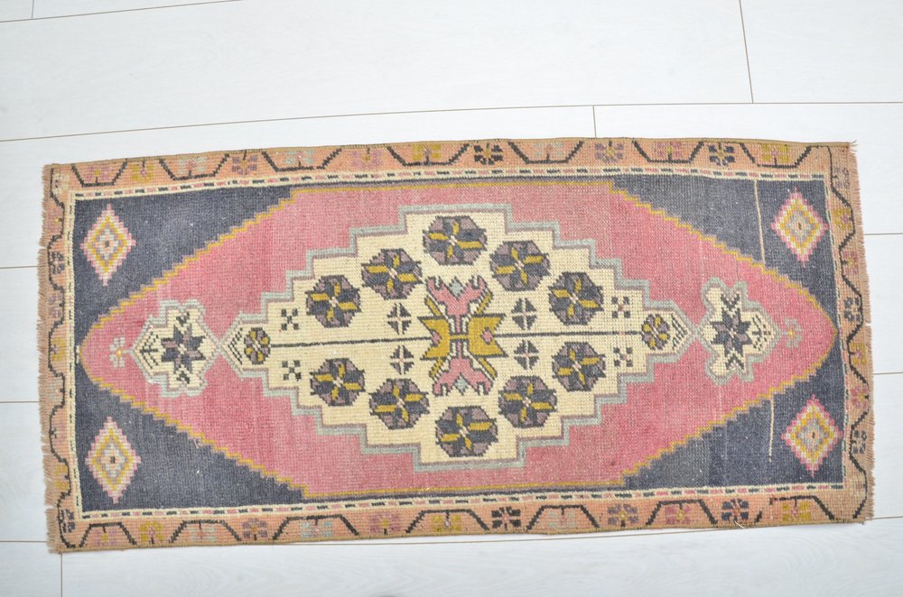 Small Faded Wool Rug, 1960s for sale at Pamono