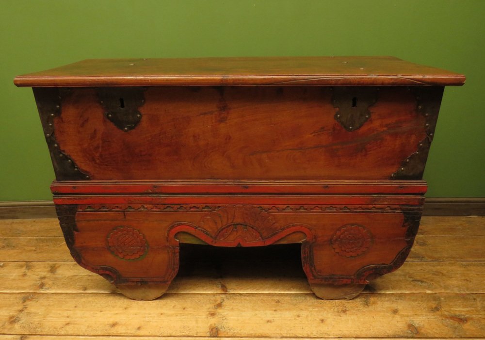 Large Antique Indonesian Marriage Dowry Chest on Wheels for sale at Pamono