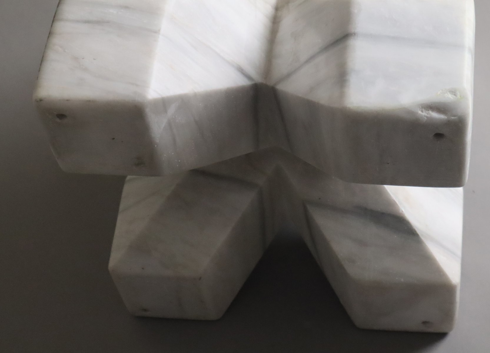 Double Cross Sculpture in White Italian Marble, 1980s for sale at Pamono