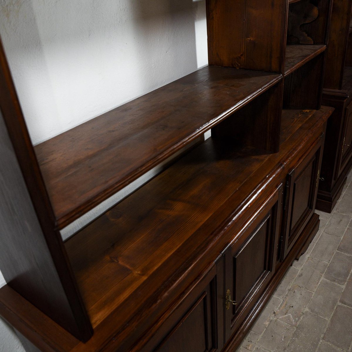 Open and Closed Bookcases in Fir, 1900s, Set of 2 for sale at Pamono