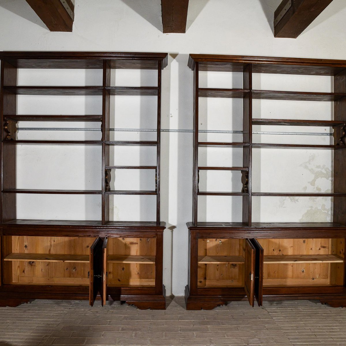 Open and Closed Bookcases in Fir, 1900s, Set of 2 for sale at Pamono
