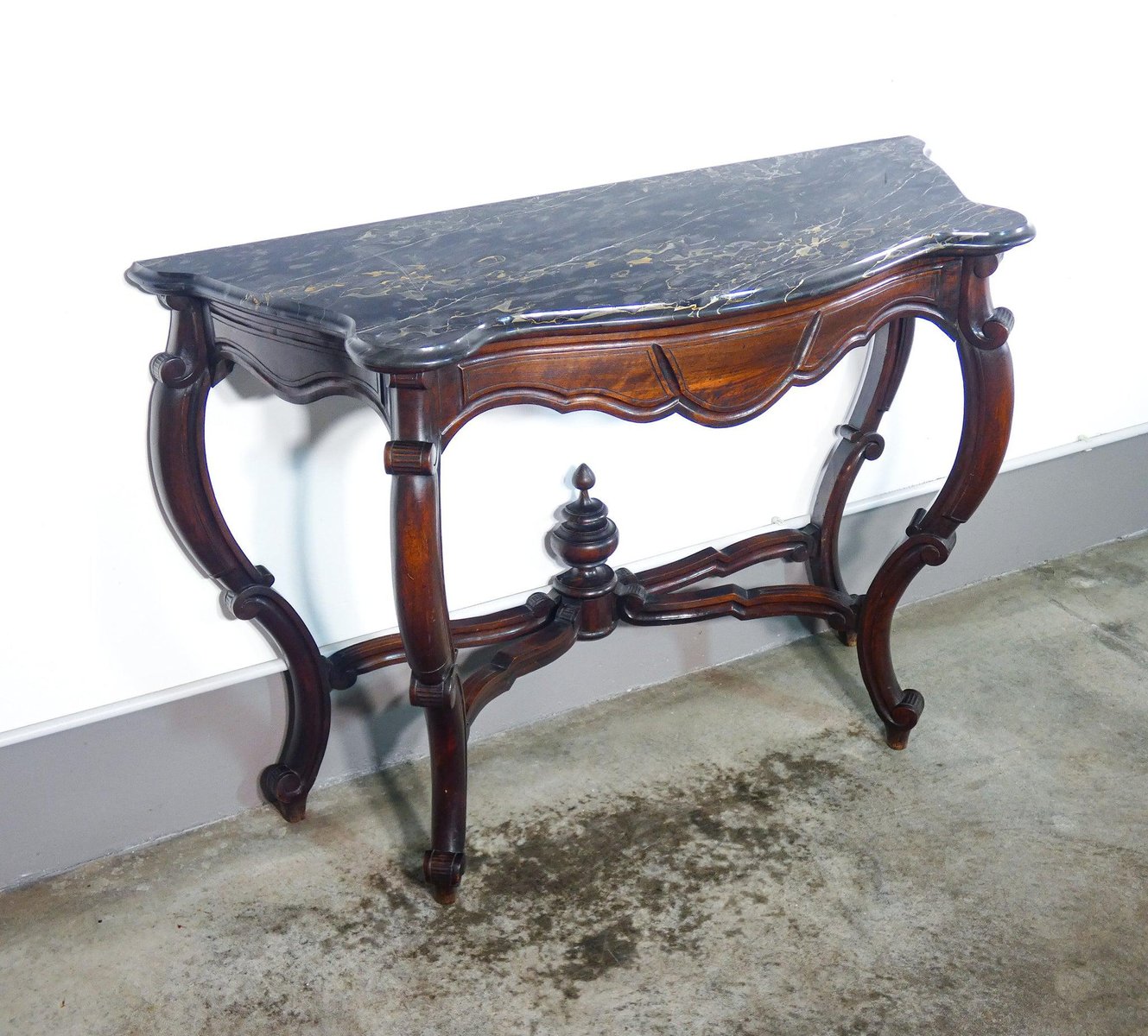 Luigi Filippo Console in Walnut for sale at Pamono