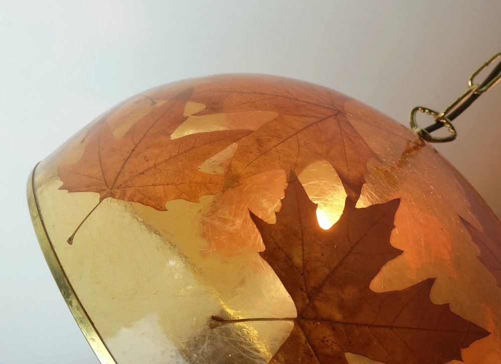 Segnaposto con foglia d'acero incisa: decorazione autunnale per la