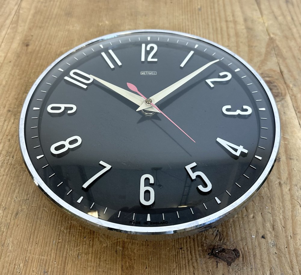Vintage Black Electric Wall Clock from Metamec, 1970s for sale at Pamono