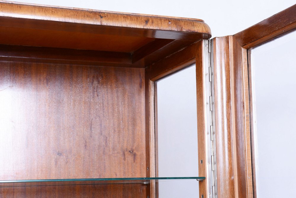 Tschechische Art Deco Vitrine von Jindřich Halabala für Up Závody ...