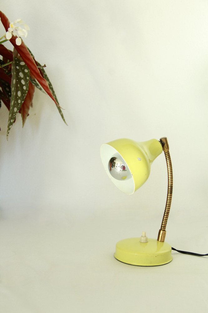 Mid-Century Yellow Table Lamp, Italy, 1950s for sale at Pamono