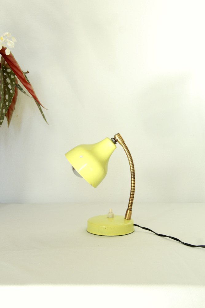 Mid-Century Yellow Table Lamp, Italy, 1950s for sale at Pamono