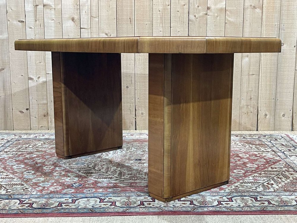 Art Deco English Octagonal Dining Table in Walnut, 1930s for sale at Pamono