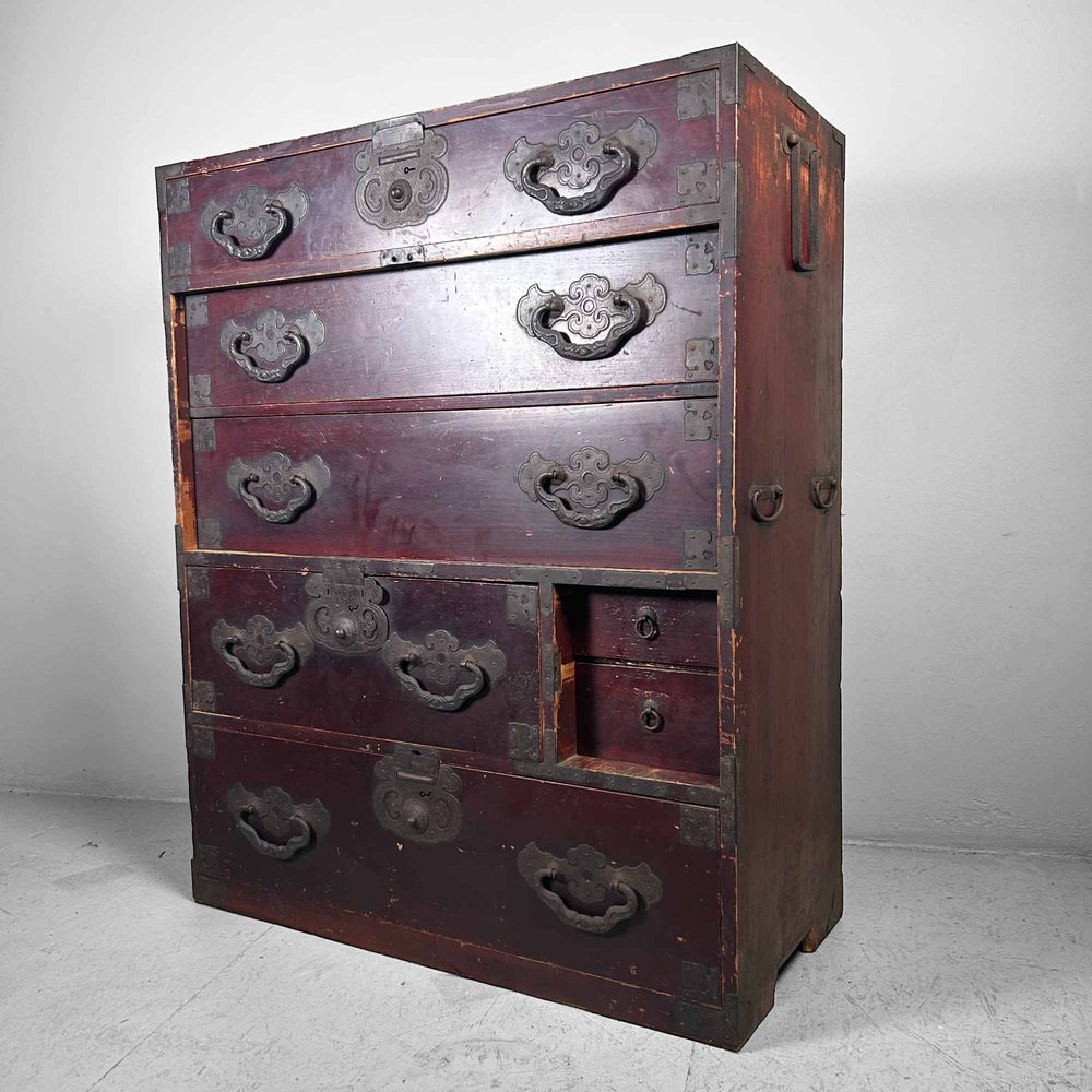 Meiji Era Tansu Drawer Chest, Japan for sale at Pamono