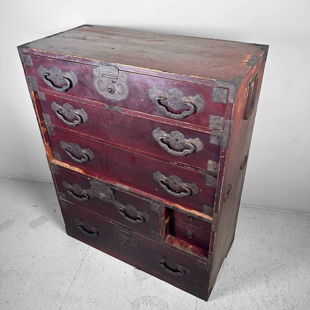 Meiji Era Tansu Drawer Chest, Japan for sale at Pamono