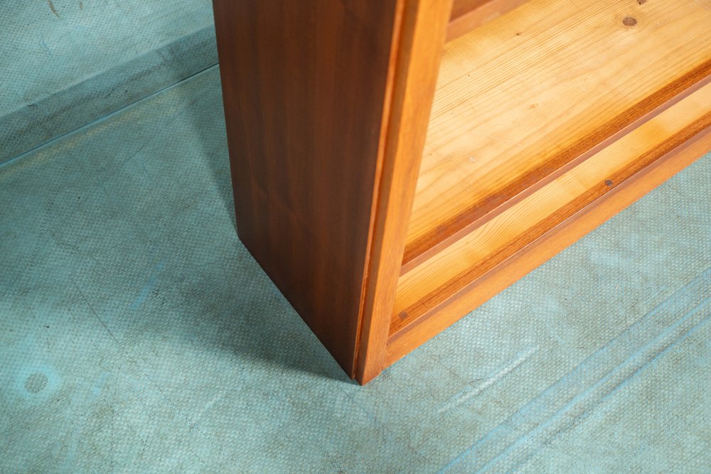 Vintage Minimalist Bookcase, 1960s for sale at Pamono