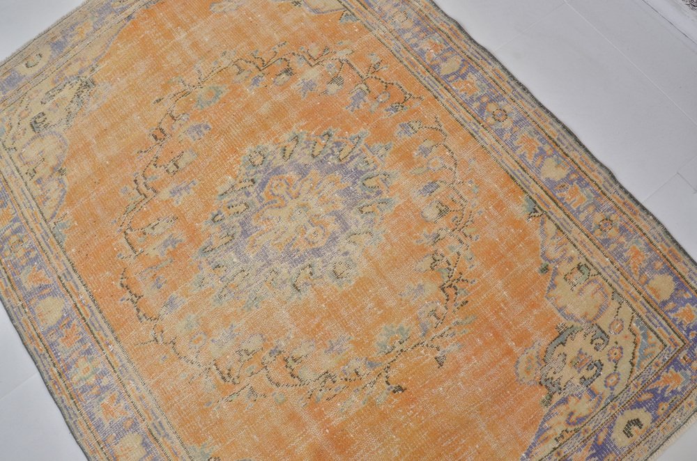 Vintage Turkish Faded Rug, 1960s for sale at Pamono